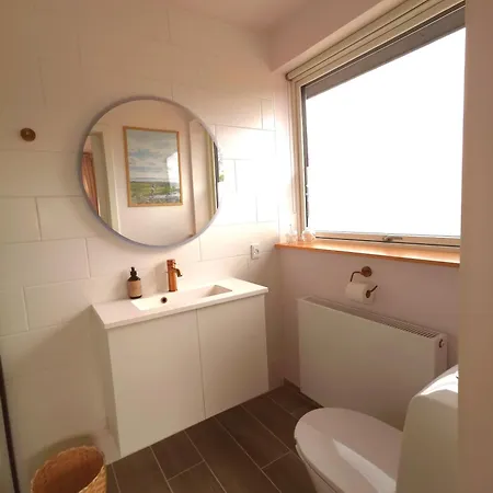 Nocleg ze śniadaniem Thegilgahouse Fjordroom 3*
